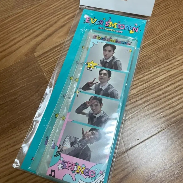 [BUNJANG] Everland Four-Cut Photo Sealed / 에버랜드 키 네컷포토 미개봉
