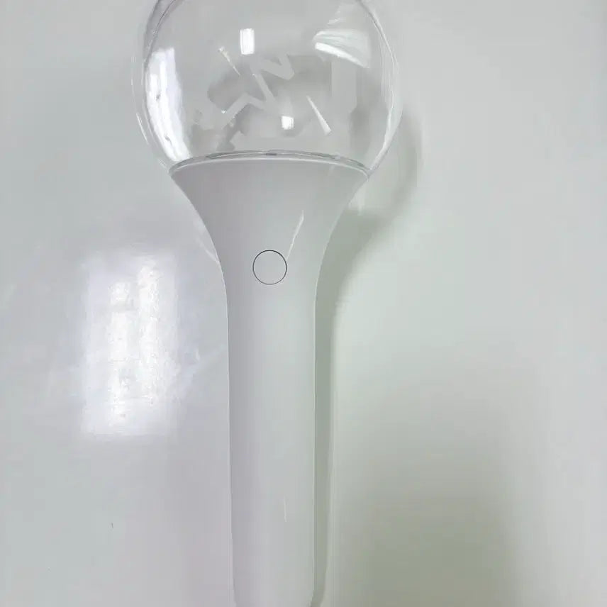[BUNJANG] RE:BORN REVOLUTION Lightstick / 리레볼루션 응원봉
