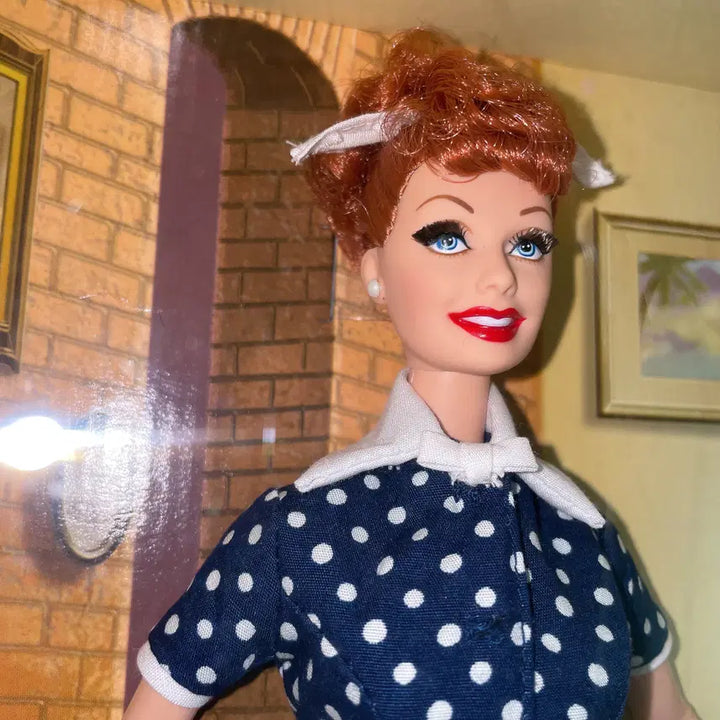 [BUNJANG] 2004 I Love Lucy Sales Resistance Barbie Collector Edition NRFB / 2004 I Love Lucy 루실 볼 바비 Episode 45 Sales Resistance 미개봉 NRFB 컬렉터 에디션