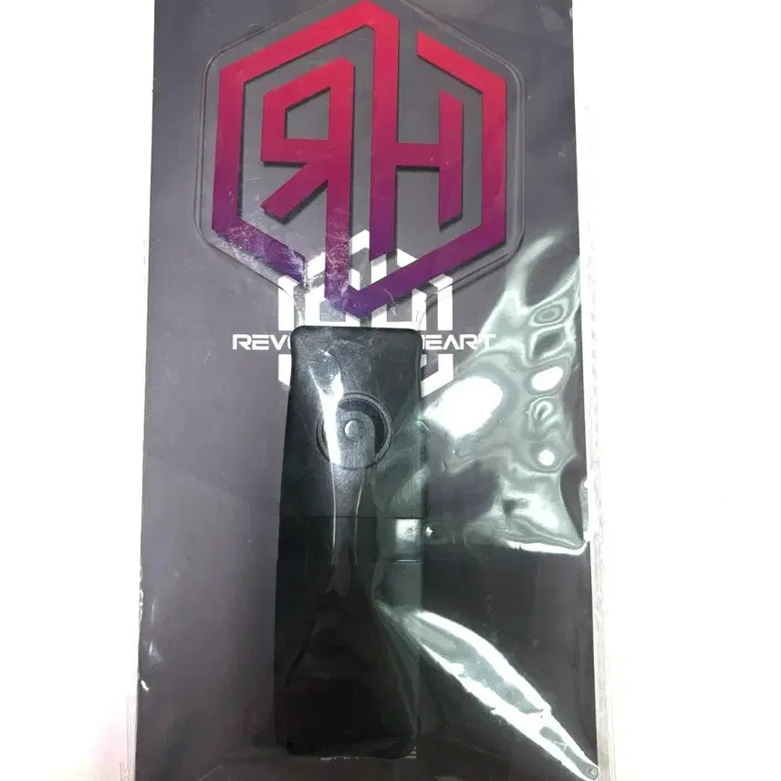 [BUNJANG] Le Sserafim Official Lightstick / 리레볼루션 구 응원봉