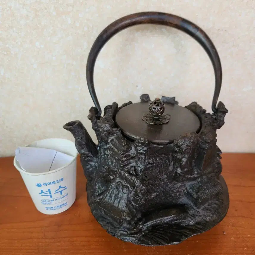 [BUNJANG] Gwi Mundo Iron Kettle / 귀문당 무쇠 주전자