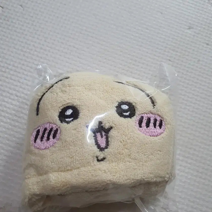 [BUNJANG] Chiikawa Usagi "Monjakui" Rabbit Towel / 치이카와 먼작귀 우사기 토끼 수건