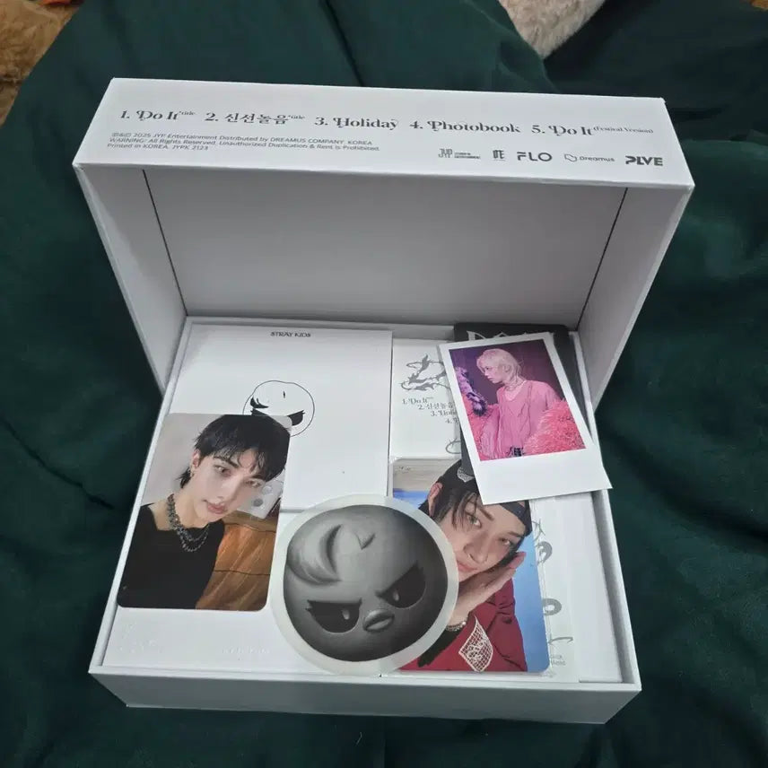 [BUNJANG] Stray Kids Felix Do It Bluetooth Speaker Bundle Set (Photocard Included) / Do It 스키주 블루투스 스피커 앨범 뽁아리 필릭스 (+포카포함)