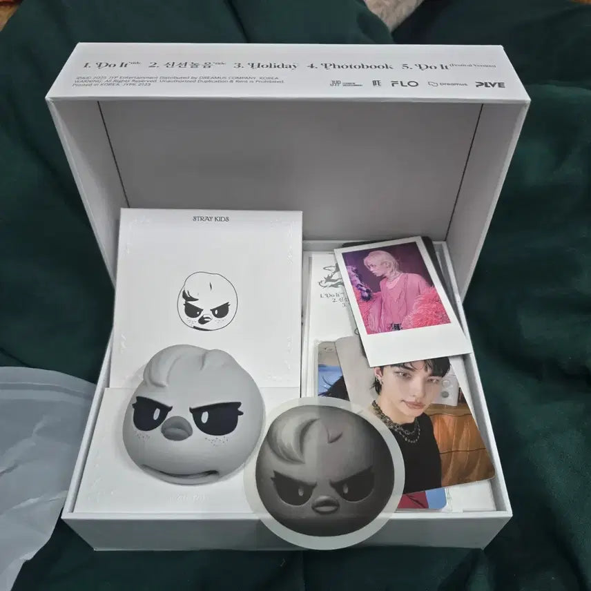 [BUNJANG] Stray Kids Felix Do It Bluetooth Speaker Bundle Set (Photocard Included) / Do It 스키주 블루투스 스피커 앨범 뽁아리 필릭스 (+포카포함)