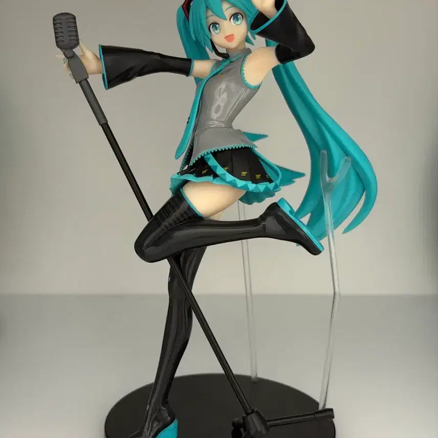 [BUNJANG] Hatsune Miku Sega Luminasta 15th Anniversary Figure / 하츠네 미쿠 세가 루미나스타 15주년 피규어