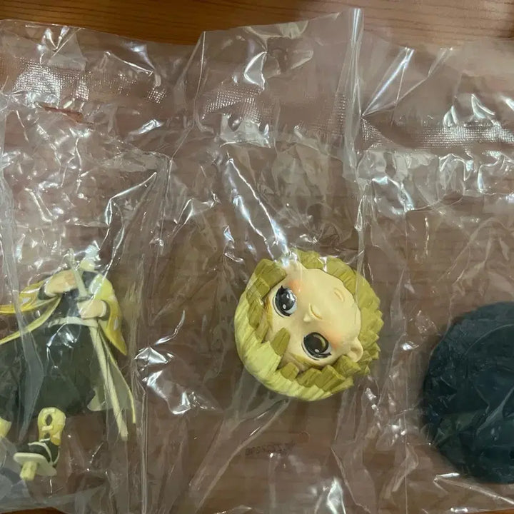 [BUNJANG] Q posket Zenitsu Figure / 큐포스켓 젠이츠 피규어