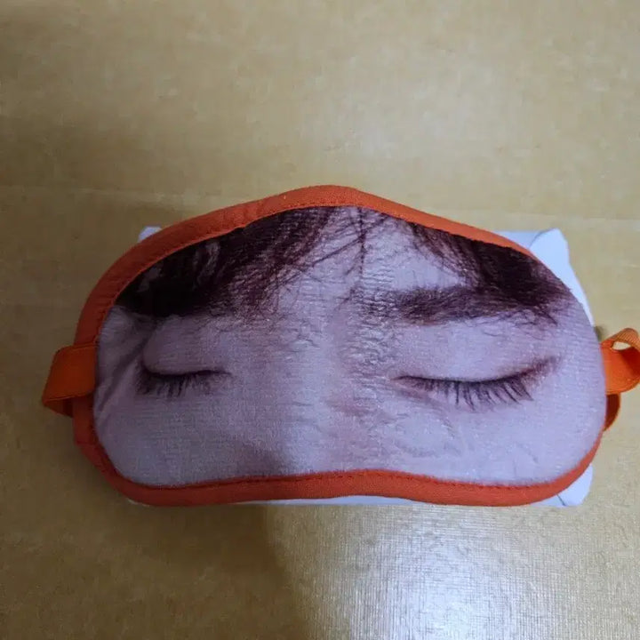 [BUNJANG] Lee Jong Suk Actor Sleep Mask Goods / 이종석 수면안대 굿즈