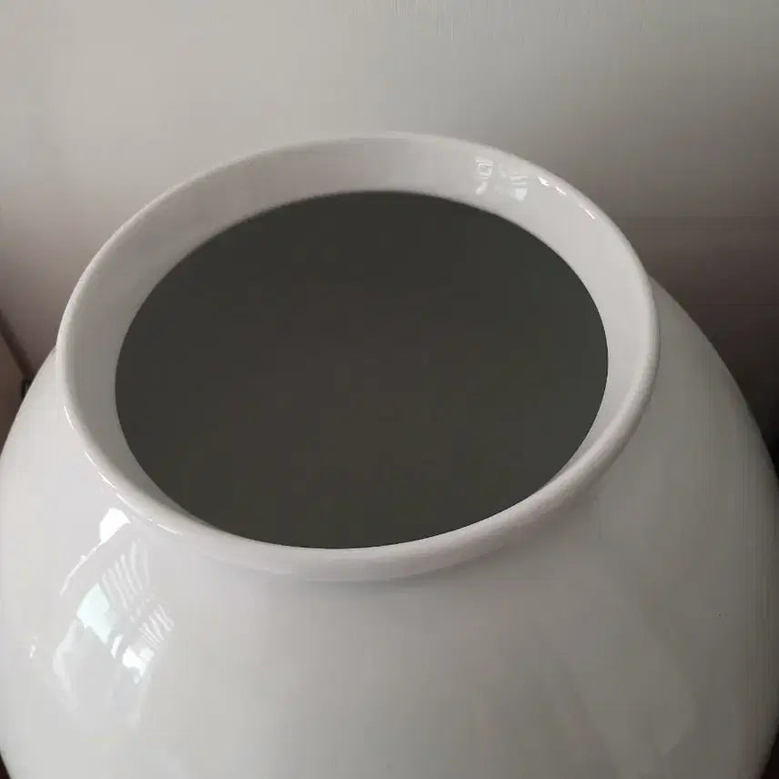[BUNJANG] Large White Porcelain Moon Jar / 대형 백자 달항아리