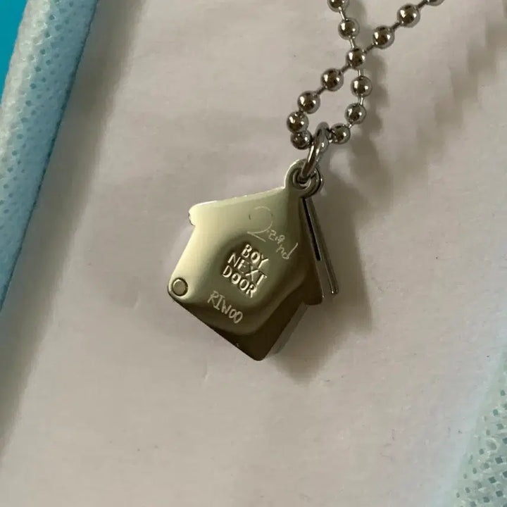 [BUNJANG] BOYNEXTDOOR 2nd Anniversary Liu Necklace / 보넥도 2주년 목걸이 리우 보이넥스트도어