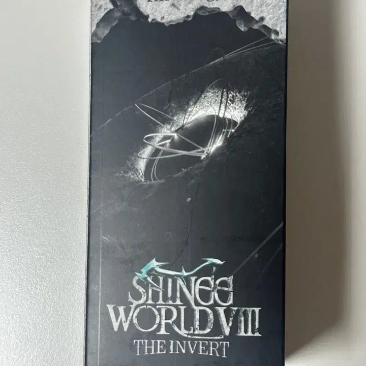 [BUNJANG] SHINee 2026 Into-The-New-World Soundcheck VIP Gift Handheld Fan (Ivory, Unsealed) / [샤이니] 2026 인버트서콘 사운드체크석 기프트 핸디형 선풍기 (미개봉)
