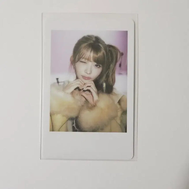[BUNJANG] IVE Rei Soundwave Lucky Draw Polaroid / 아이브 레이 폴라로이드 사운드웨이브 사웨 럭키드로우 럭드 리바이브 분철