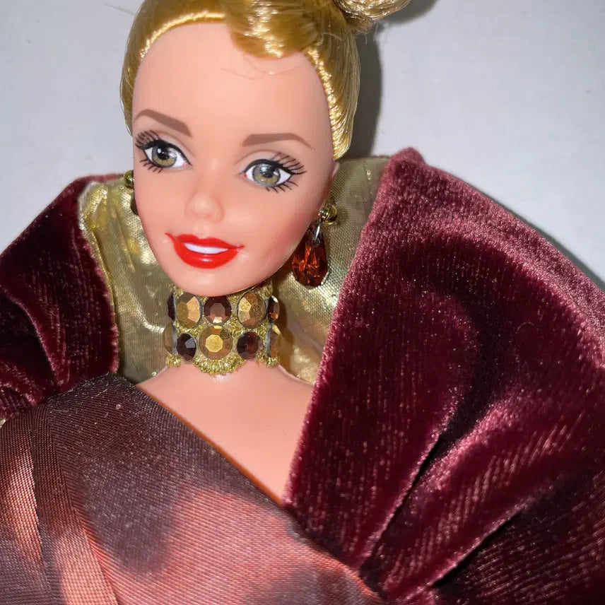 [BUNJANG] 1996 Portrait in Taffeta Barbie Collector Edition by Robert Best Couture Collection (Sealed) / 1996 Portrait in Taffeta 바비 쿠튀르 컬렉션 Robert Best 미개봉급 풀구성 Collector Edition &