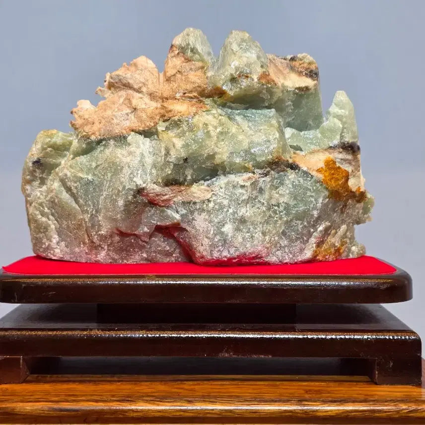[BUNJANG] Natural Jade Carving Mineral Stone / 26072322 조각이 정교 하고 좋은 기운을 내뿜는 천연 옥 조각 광물 수석 팝니다