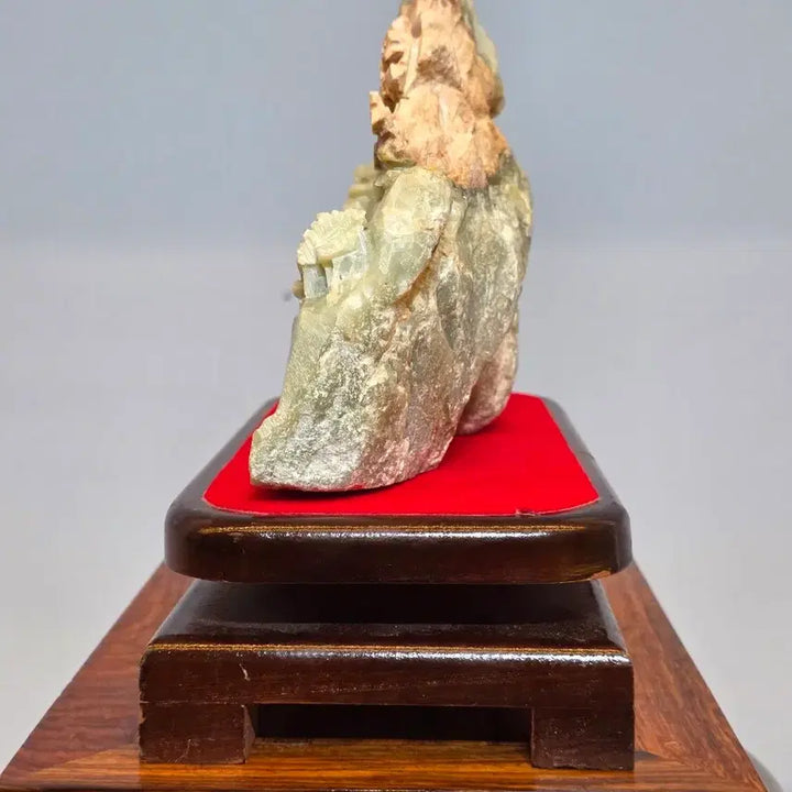 [BUNJANG] Natural Jade Carving Mineral Stone / 26072322 조각이 정교 하고 좋은 기운을 내뿜는 천연 옥 조각 광물 수석 팝니다