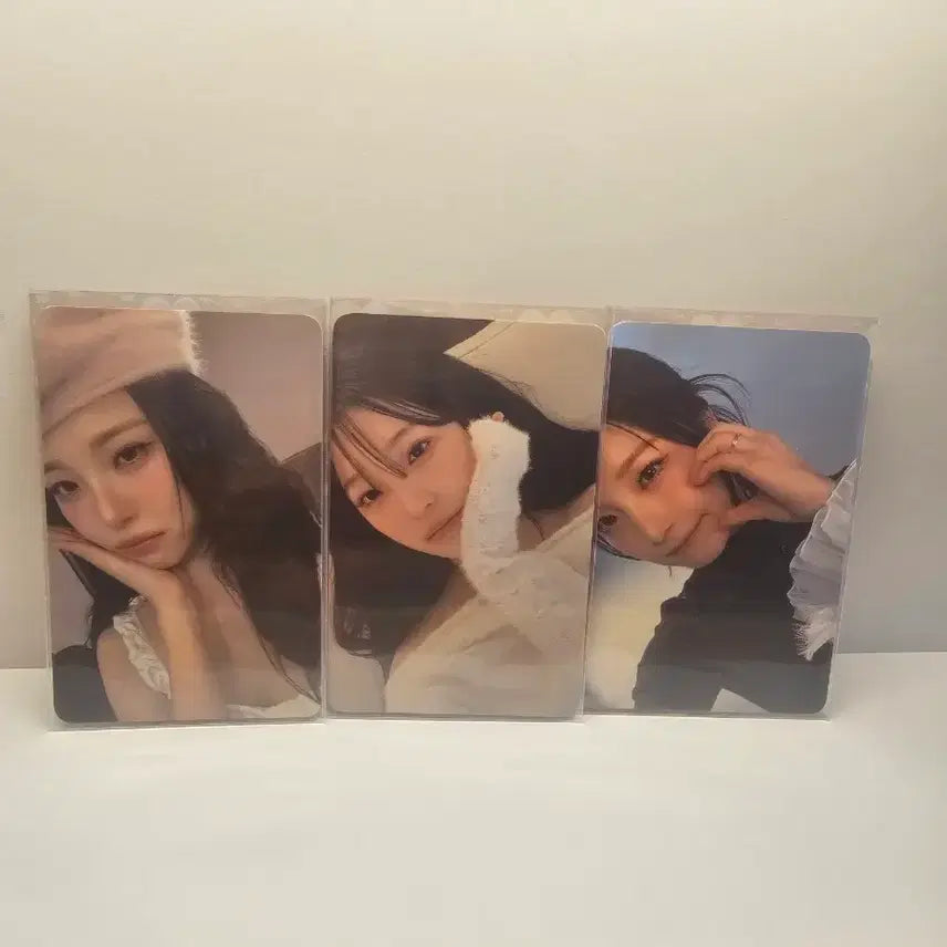 [BUNJANG] fromis_9 Baek Ji-heon Photocard Angcon From Subscription Bundle Set / 프로미스나인 백지헌 포카 앙콘 프롬 구독