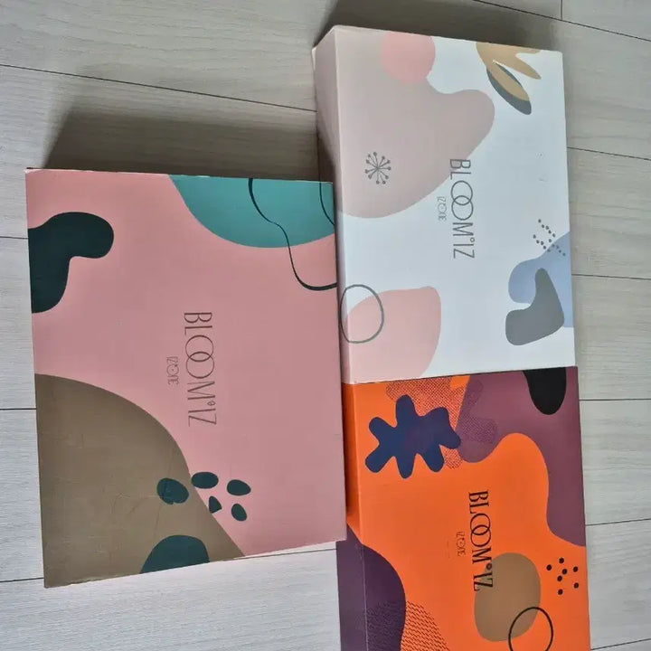 [BUNJANG] IZ*ONE BLOOM*IZ Box Set (3 Versions) / 아이즈원 블룸스 아이즈 박스 세트 3종 택배비포함