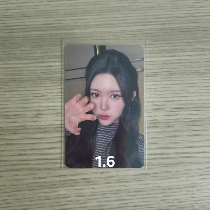 [BUNJANG] HATSUNE MIKU EINA FOCAL STAR RIVER Photocard / 하츠투하츠 에이나 포커스 스타리버 포카