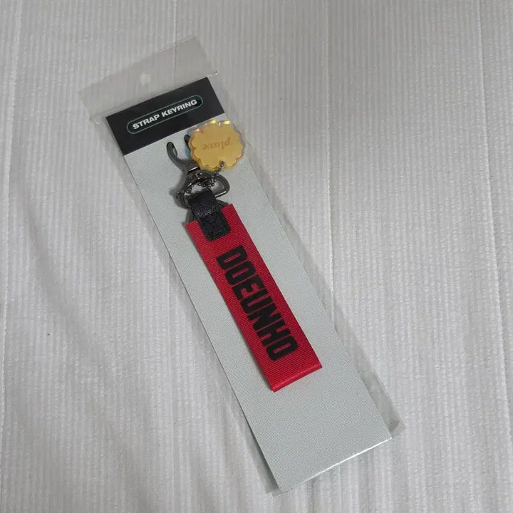 [BUNJANG] PLAVE Yook Yeoreum Eunho Strap / (미사용) 플레이브 육여름 스트랩 은호