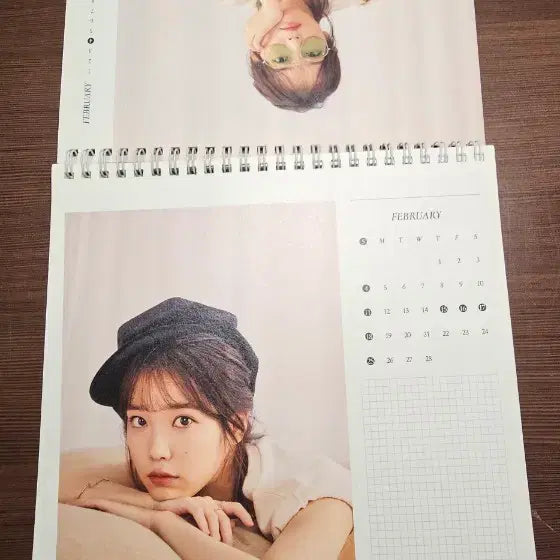 [BUNJANG] IU 2018 Desk Calendar / 아이유 2018년 탁상 달력 굿즈