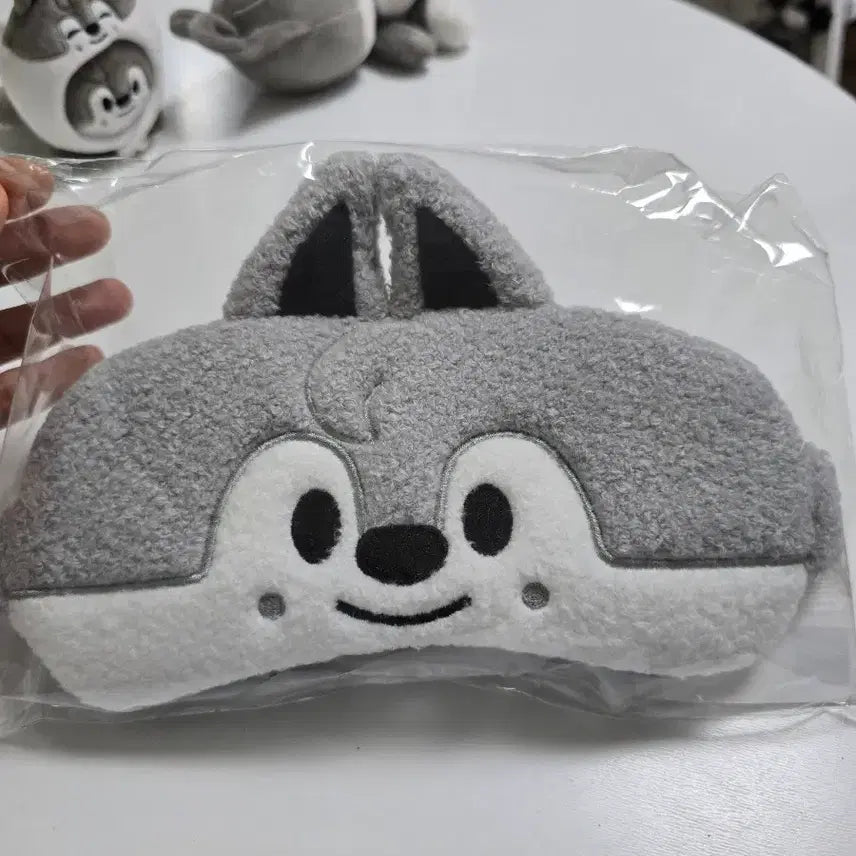 [BUNJANG] STRAY KIDS Hyunjin Eye Mask / 울프찬안대