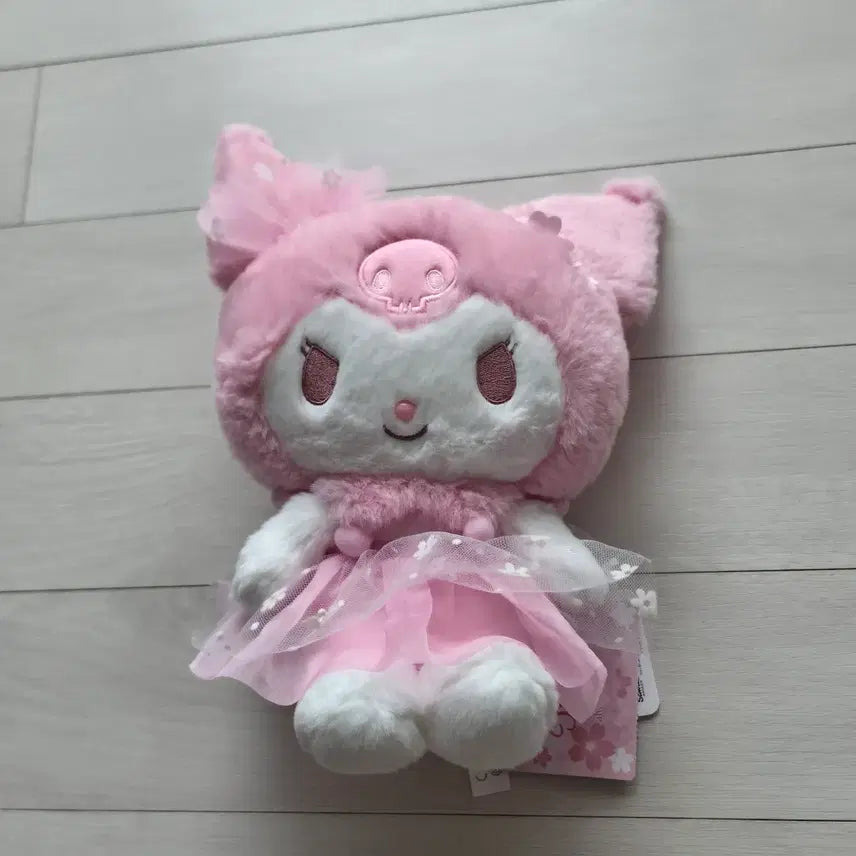 [BUNJANG] Kuromi Cherry Blossom Plush Doll / 쿠로미 벚꽃 사쿠라 누이 인형
