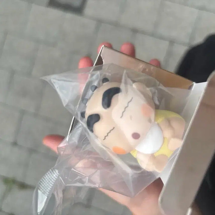 [BUNJANG] Crayon Shin-chan Baby Mood Lamp Figure Gacha / 짱구는 못말려 베이비 무드등 피규어 가챠