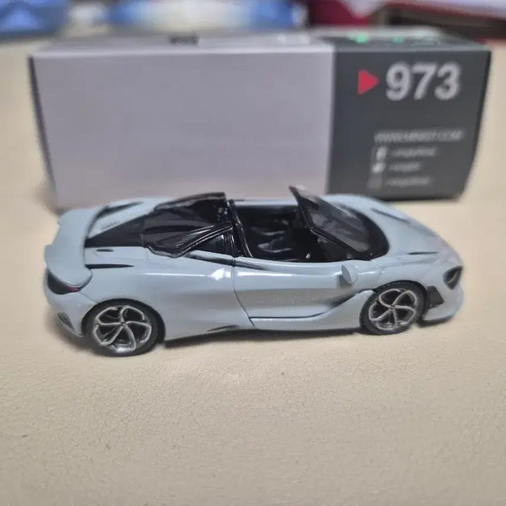[BUNJANG] Minini GT McLaren 750 Spider 973 Light Grey / (최종가)미니지티 맥라렌 750 스파이더 973 라이트그레이