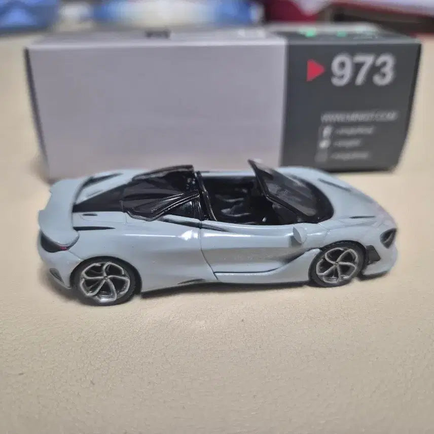 [BUNJANG] Minini GT McLaren 750 Spider 973 Light Grey / (최종가)미니지티 맥라렌 750 스파이더 973 라이트그레이