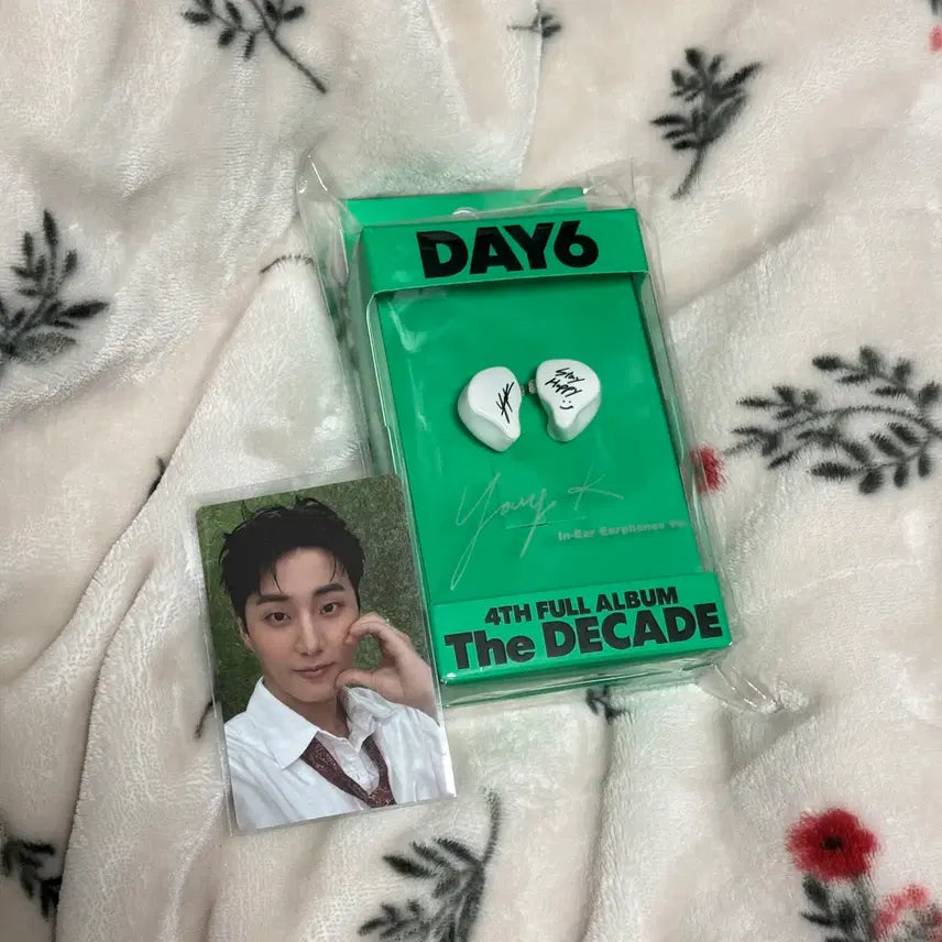 [BUNJANG] Day6 Young K In-ear Earphone Album Photocard / 데이식스 영케이 인이어 / 이어폰 앨범 (포토카드1장만 포함)