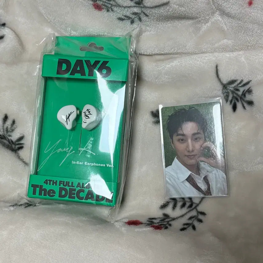 [BUNJANG] Day6 Young K In-ear Earphone Album Photocard / 데이식스 인이어 / 이어폰 앨범 (성진 원필 도운)