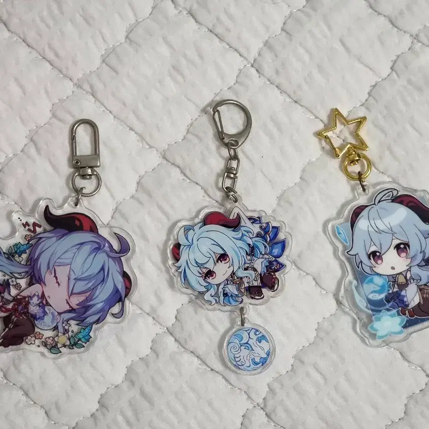 [BUNJANG] Genshin Impact Ganyu Keychain Bundle (Photocard Included) / 원신 감우 키링, 족자봉 일괄 (포토카드 덤)