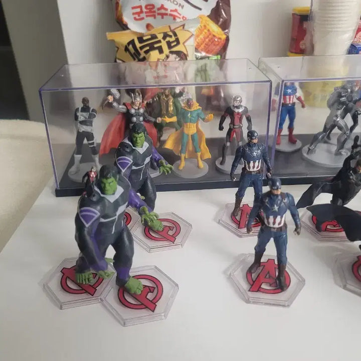 [BUNJANG] Marvel Avengers Action Figure Bundle Set / 마블 어벤져스 피규어 일괄