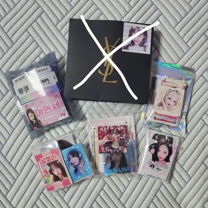 [BUNJANG] HATSUNE MIKU Carmen POB Set / 하츠투하츠 카르멘 미공포 최저가 세트 (뮤직아트,팬싸 응모) 카드