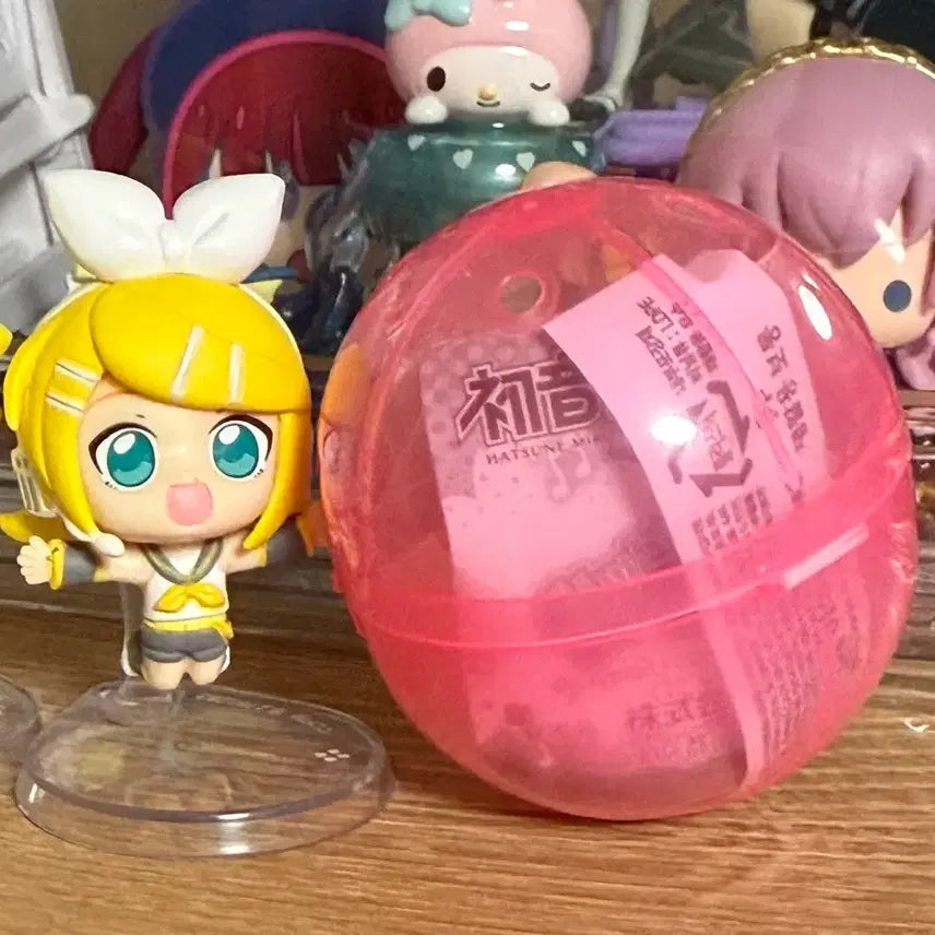 [BUNJANG] Kagamine Rin Jump Up Gacha Figure / 카가미네 린 점프업 가챠 (중복이라 판매합니닷)