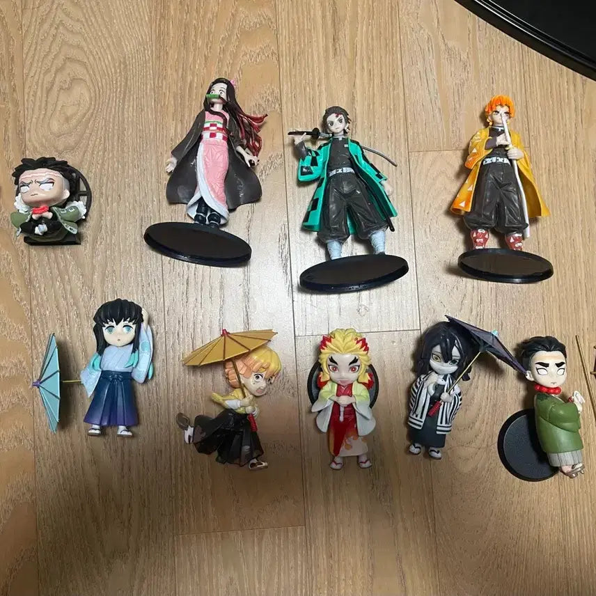 [BUNJANG] Demon Slayer Figure Bundle Set / 귀멸의 칼날 피규어 일괄 판매