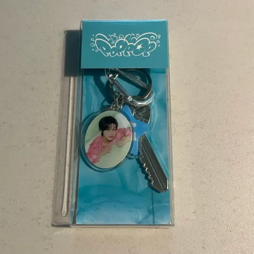 [BUNJANG] NCT WISH Riku Pop-Pop Keychain / 엔시티위시 nctwish 리쿠 팝팝 키링 양도