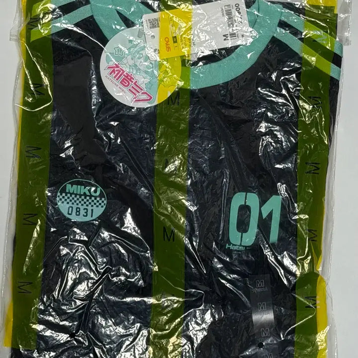 [BUNJANG] SPAO x Hatsune Miku Colorblock Short Sleeve T-Shirt M / 스파오 하츠네 미쿠 배색 반팔 티셔츠 M
