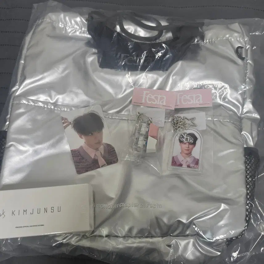 [BUNJANG] Kim Junsu Concert Goods Bundle Set / XIA 김준수 콘서트 굿즈 팝니다.