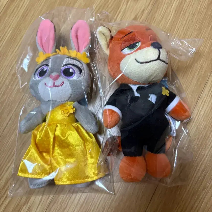 [BUNJANG] Zootopia 2 Nick &amp; Judy Keyring Set (Sealed) / CGV 주토피아2 닉주디 키링세트 미개봉 새상품