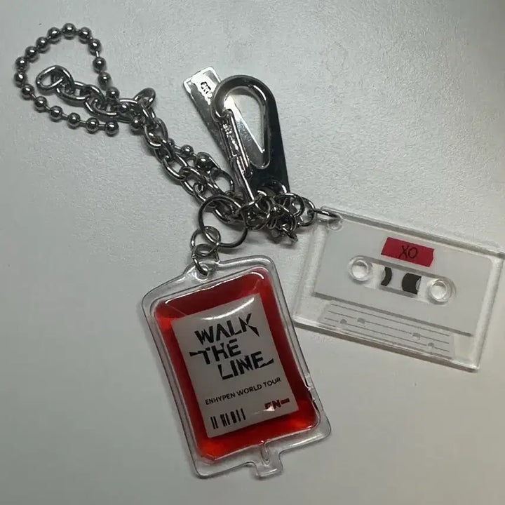 [BUNJANG] ENHYPEN Walk the Line Blood Pack Keychain / 엔하이픈 웤더라(walk the line) 혈액팩 키링