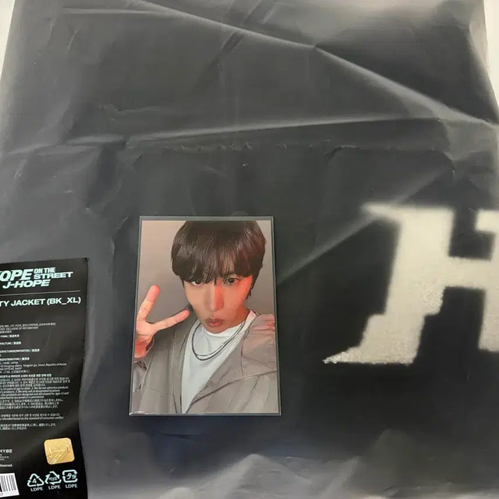 [BUNJANG] BTS J-Hope hope on the street Jacket Photocard / 방탄 제이홉 홉온스 자켓 포카 bts jhope pc album
