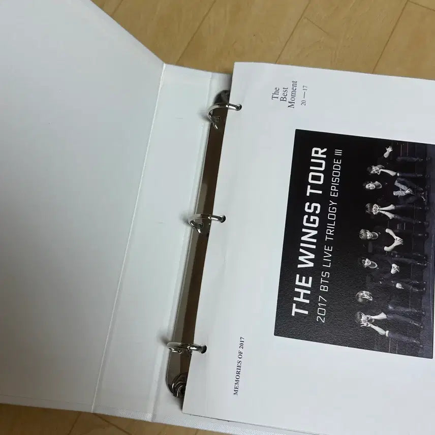 [BUNJANG] BTS 2017 Memories Taehyung Photocard Set / 방탄소년단 2017 메모리즈 태형 포카포함