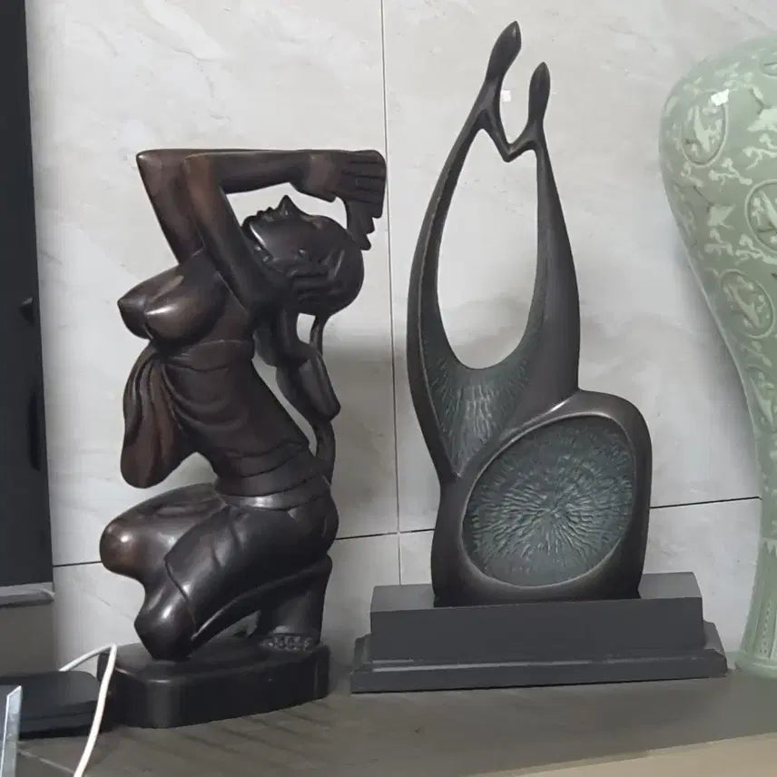 [BUNJANG] Ebony Woman and Bronze Couple Sculpture Set (2 Pieces) / 세계에서 가장 비싸고 회귀한 흑단과 청동조각상 세트 2개