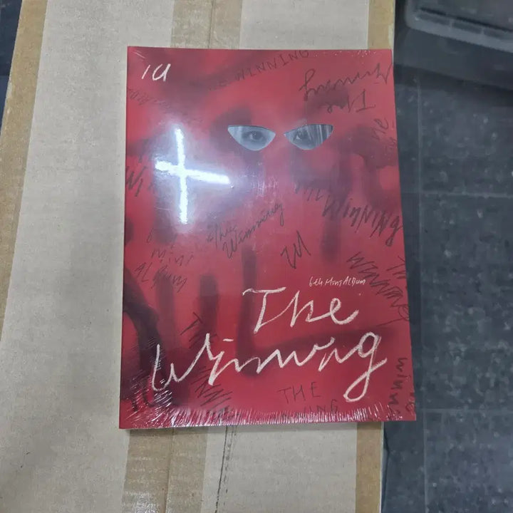 [BUNJANG] IU The Winning Album Sealed / 아이유 더위닝 앨범 미개봉