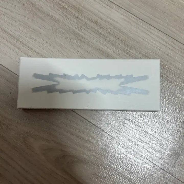 [BUNJANG] LE SSERAFIM Boom Palah Goods Carabiner (New) / 르세라핌 붐팔라 굿즈 카라비너[새상품]
