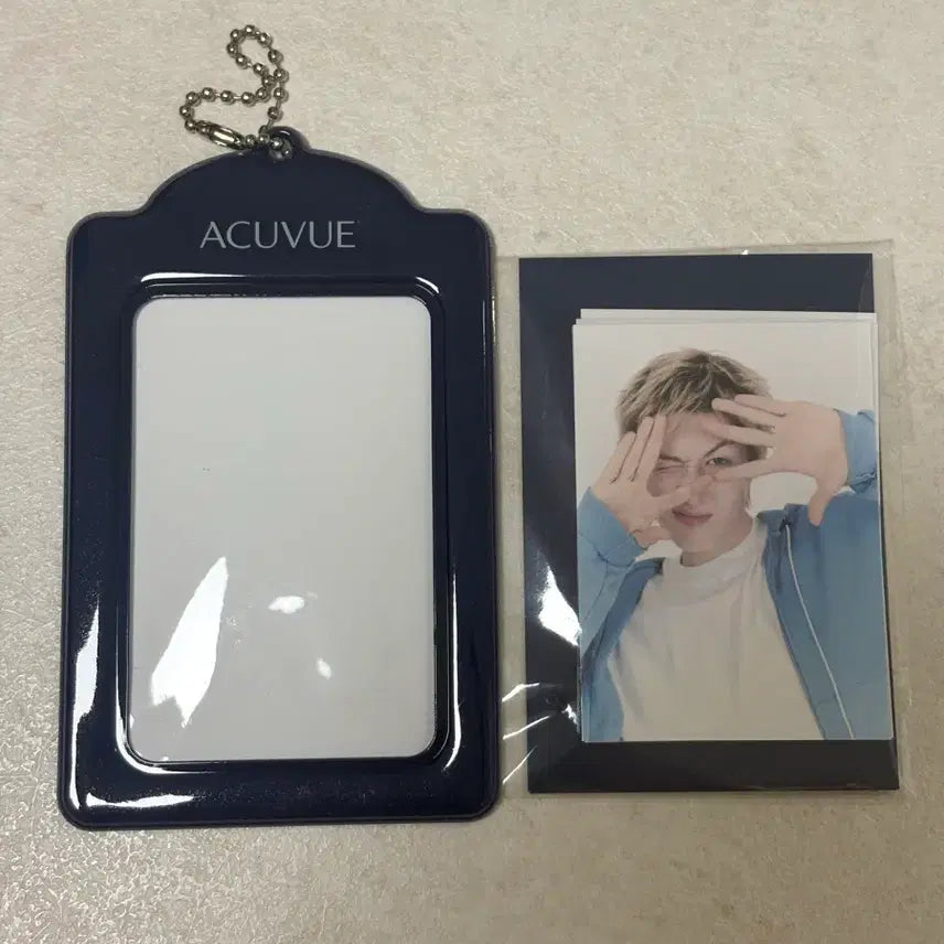[BUNJANG] Ch Curtis Photocard Bundle Set with Photocard Holder / 코르티스 포카 판매합니다 아 큐브