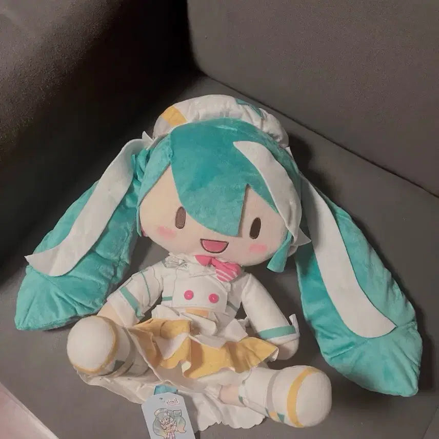 [BUNJANG] Hatsune Miku Magical Mirai 2024 Antenna Miku Plush Doll / 2024 매지컬미라이 하츠네미쿠 인형 안테나미쿠