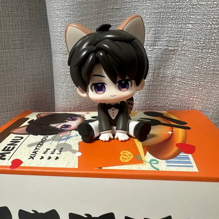 [BUNJANG] Love and Deepspace Houzhu Unofficial Figure Room Decor / 러브앤딥스페이스 하우주 비공식 피규어 방꾸 미소년 미연시