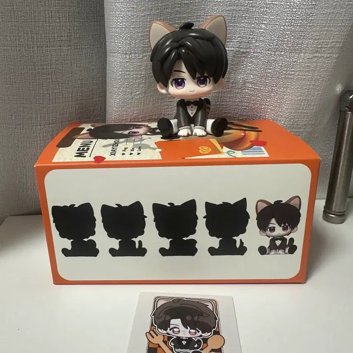[BUNJANG] Love and Deepspace Houzhu Unofficial Figure Room Decor / 러브앤딥스페이스 하우주 비공식 피규어 방꾸 미소년 미연시