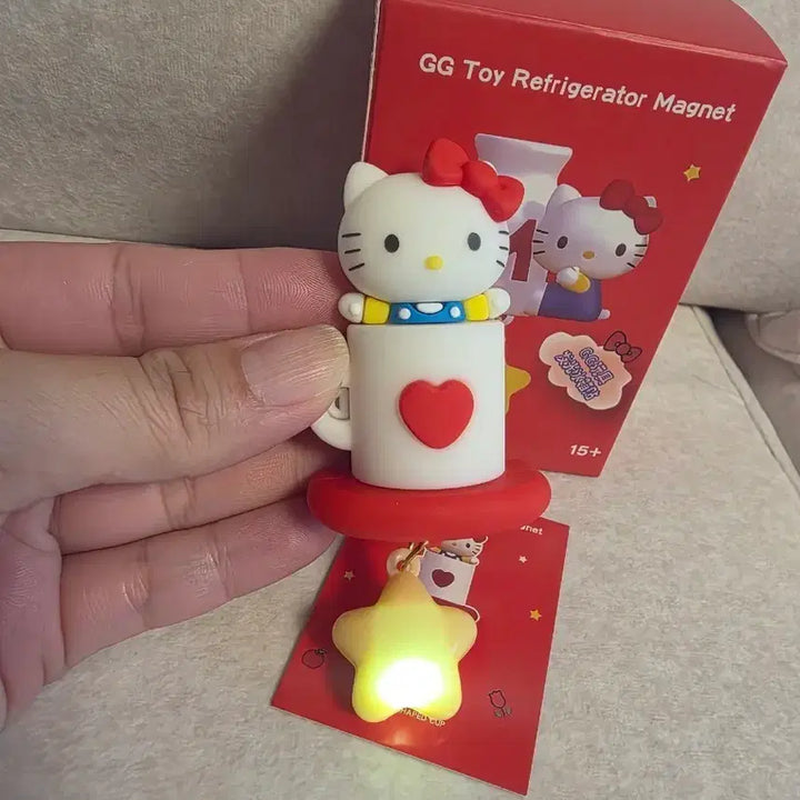 [BUNJANG] Sanrio Hello Kitty Star Magnet Mug Figure Keychain / 새상품) 헬로키티 스타 마그넷 별 피규어 머그컵 냉장고 자석 키링 인형